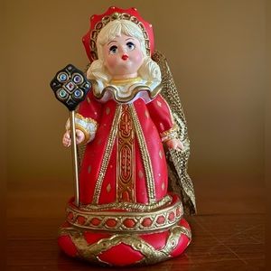 1999 Hallmark - Alice in Wonderland Red Queen Madame Alexander